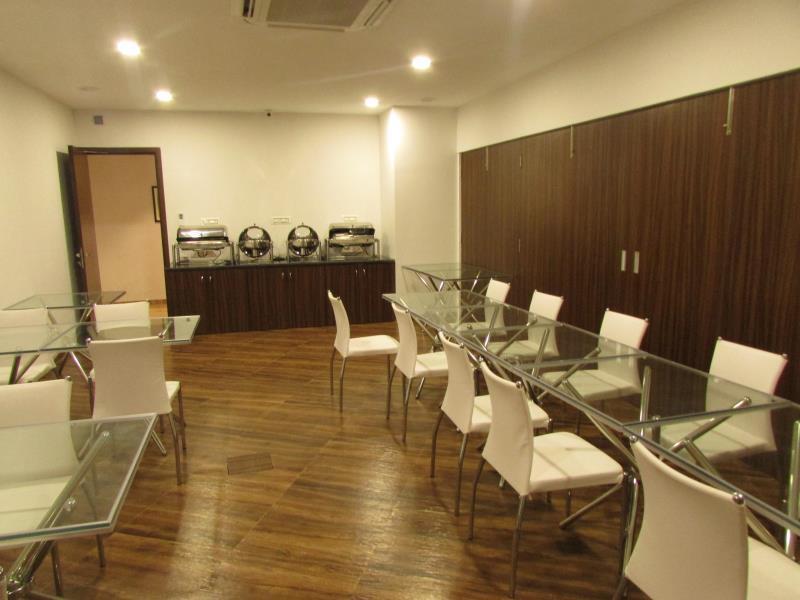 Maxx Value Hospitality Hotel Mumbai Exterior photo