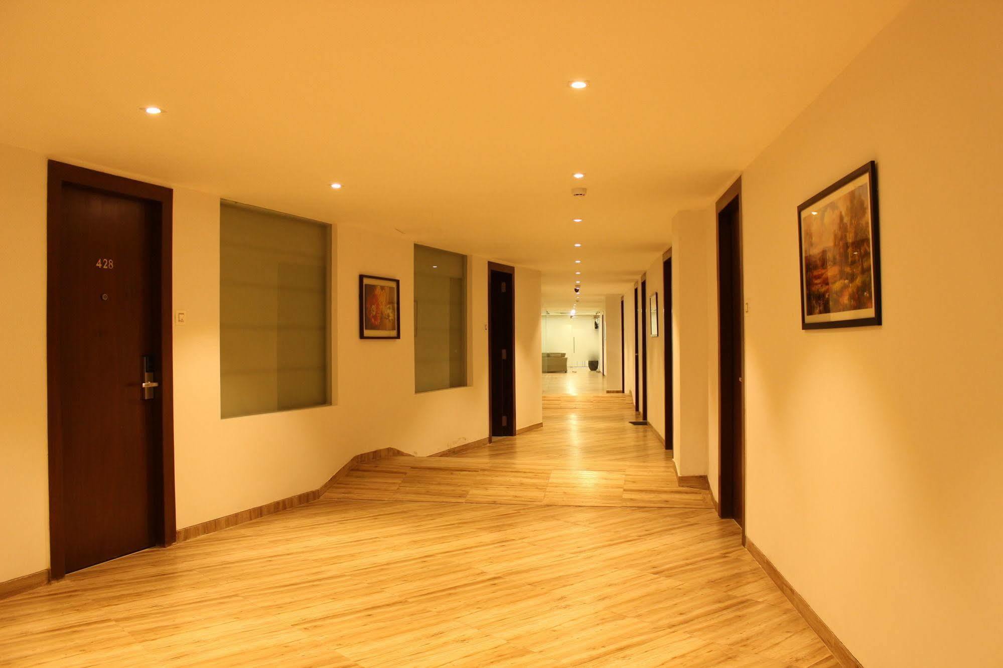 Maxx Value Hospitality Hotel Mumbai Exterior photo